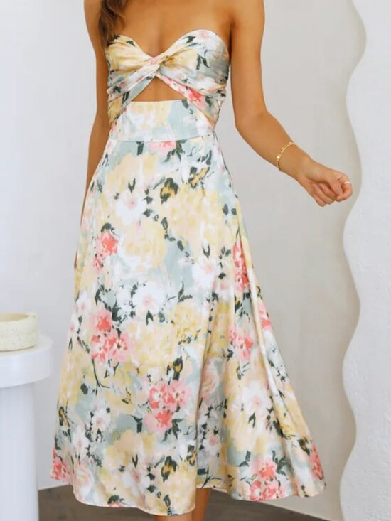 Hello Molly Dresses & Skirts - Midi Silky Floral Dress